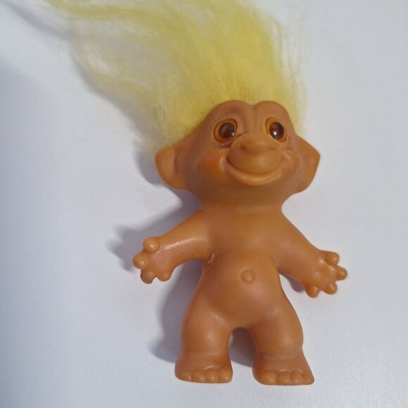 Vintage 60s Wishnik Clown Troll Doll Long Yellow Hair & Pink Yellow Outfit 3" - Picture 6 of 9